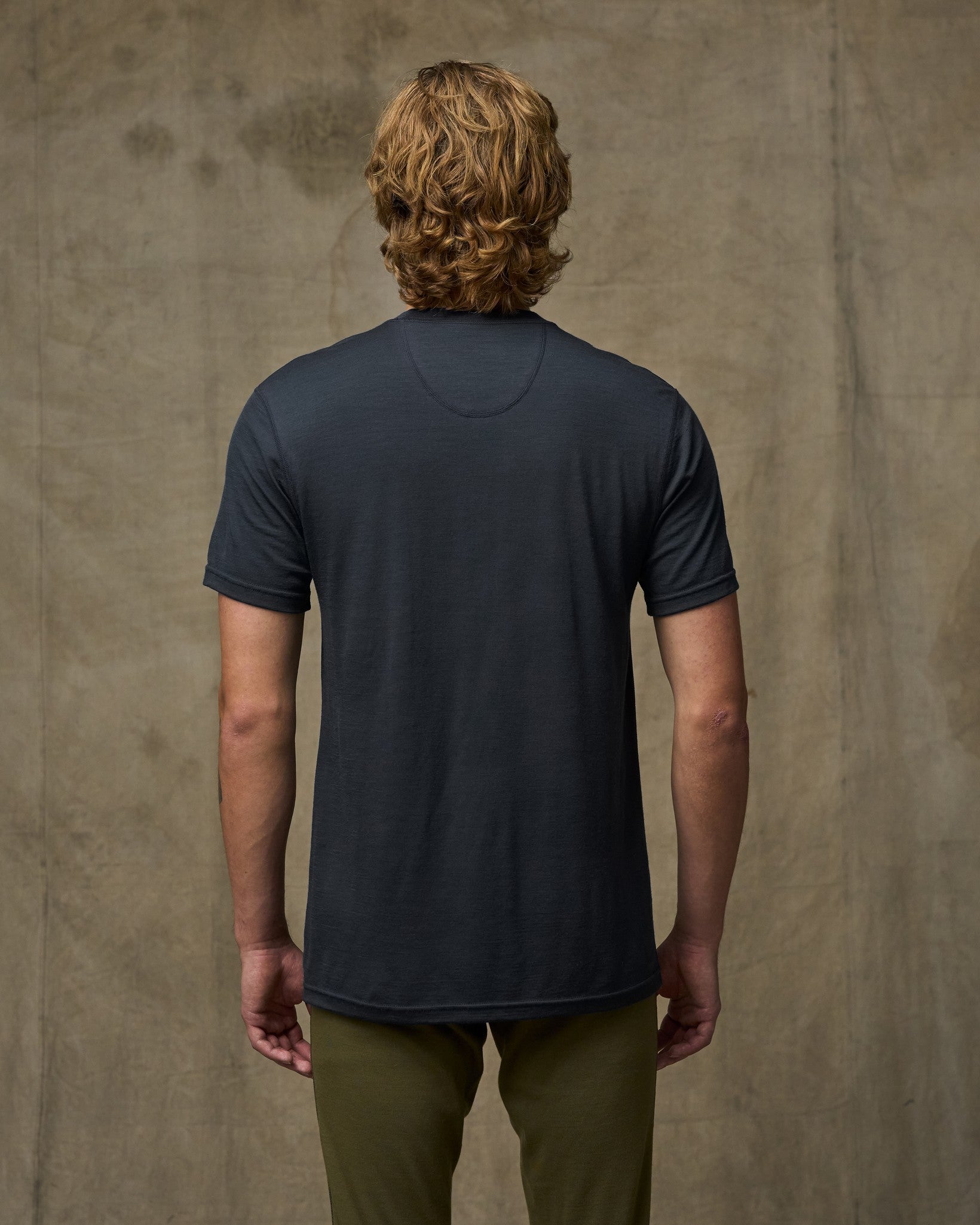 Alternative view of 210g Merino Wool Short Sleeve Crewneck T-Shirt - Dark Navy
